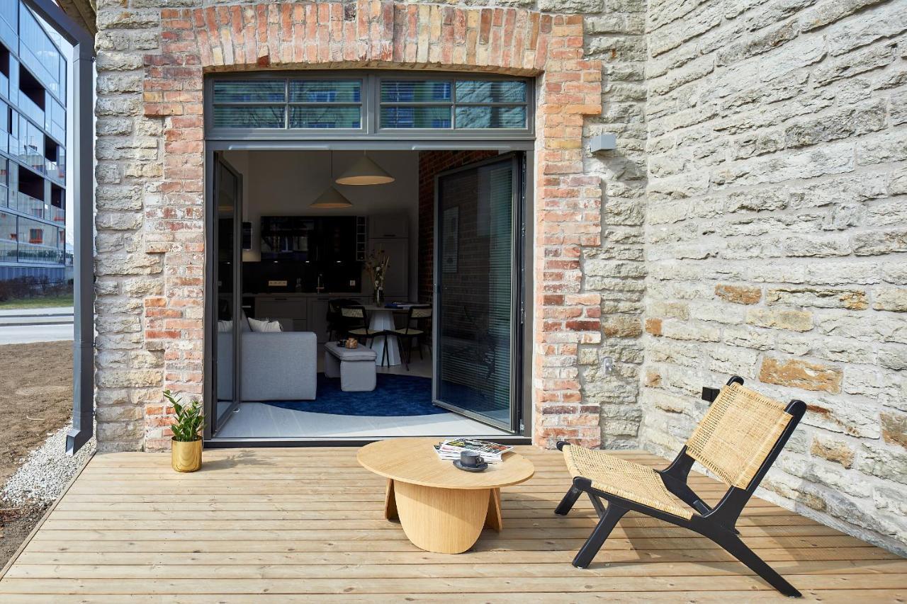 Huoneisto High Ceiling Loft With Its Own Backyard And A Terrace Tallinna
