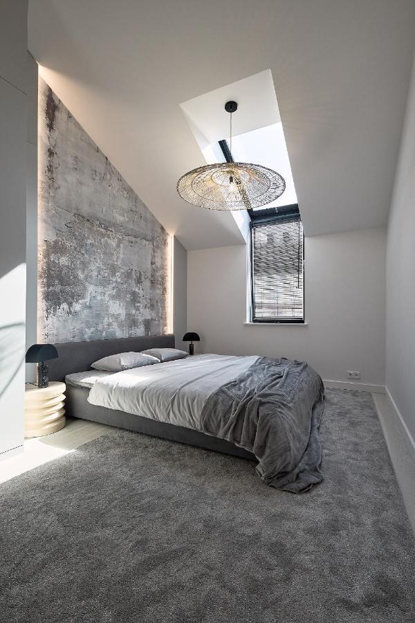 High Ceiling Loft With Its Own Backyard And A Terrace Huoneisto Tallinna