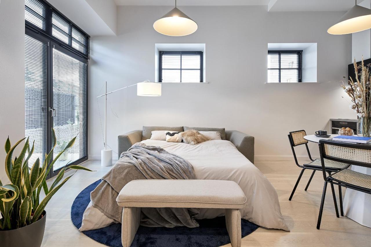 High Ceiling Loft With Its Own Backyard And A Terrace Tallinna